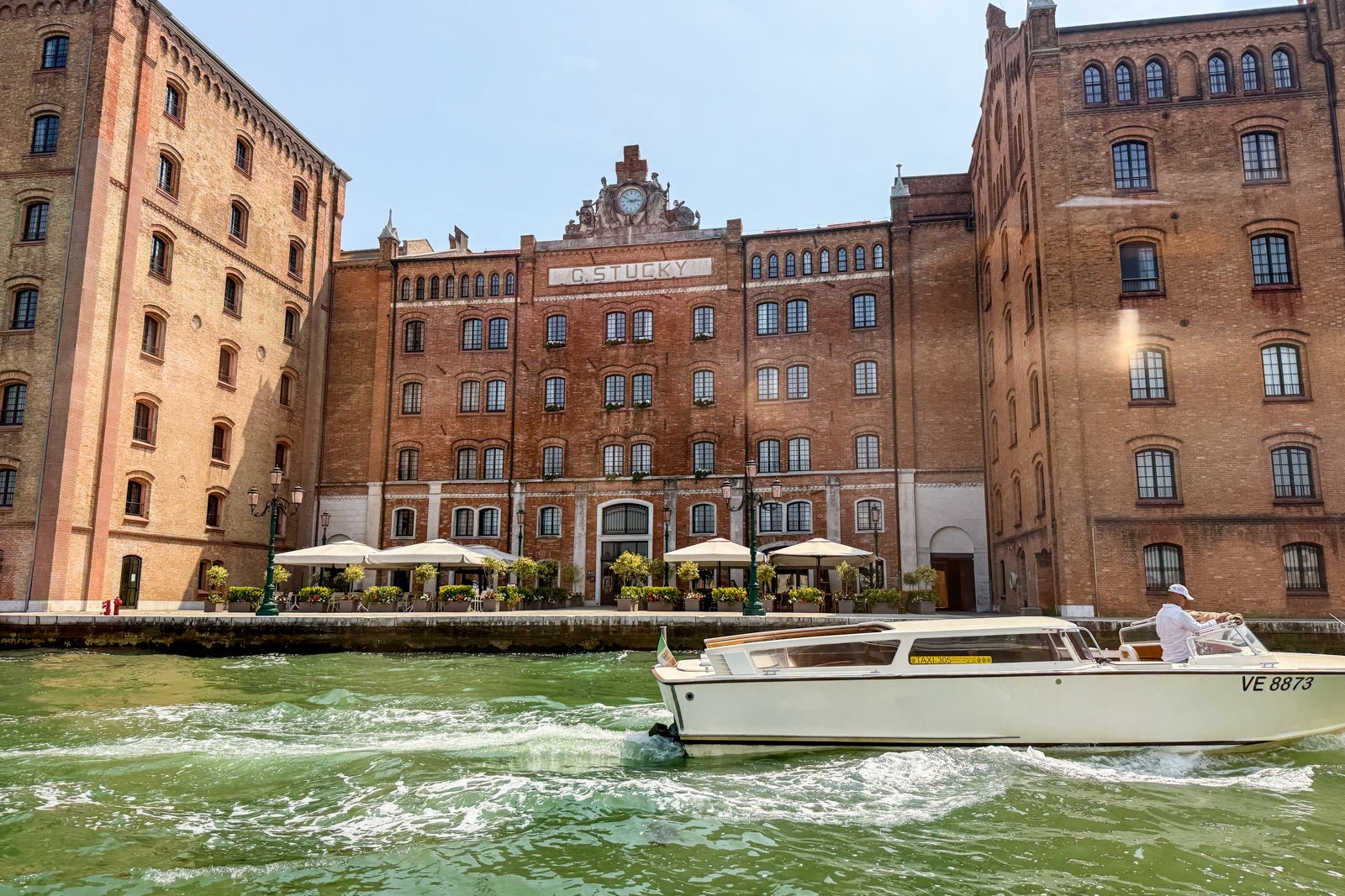 Hilton Molino Stucky, Venice exterior