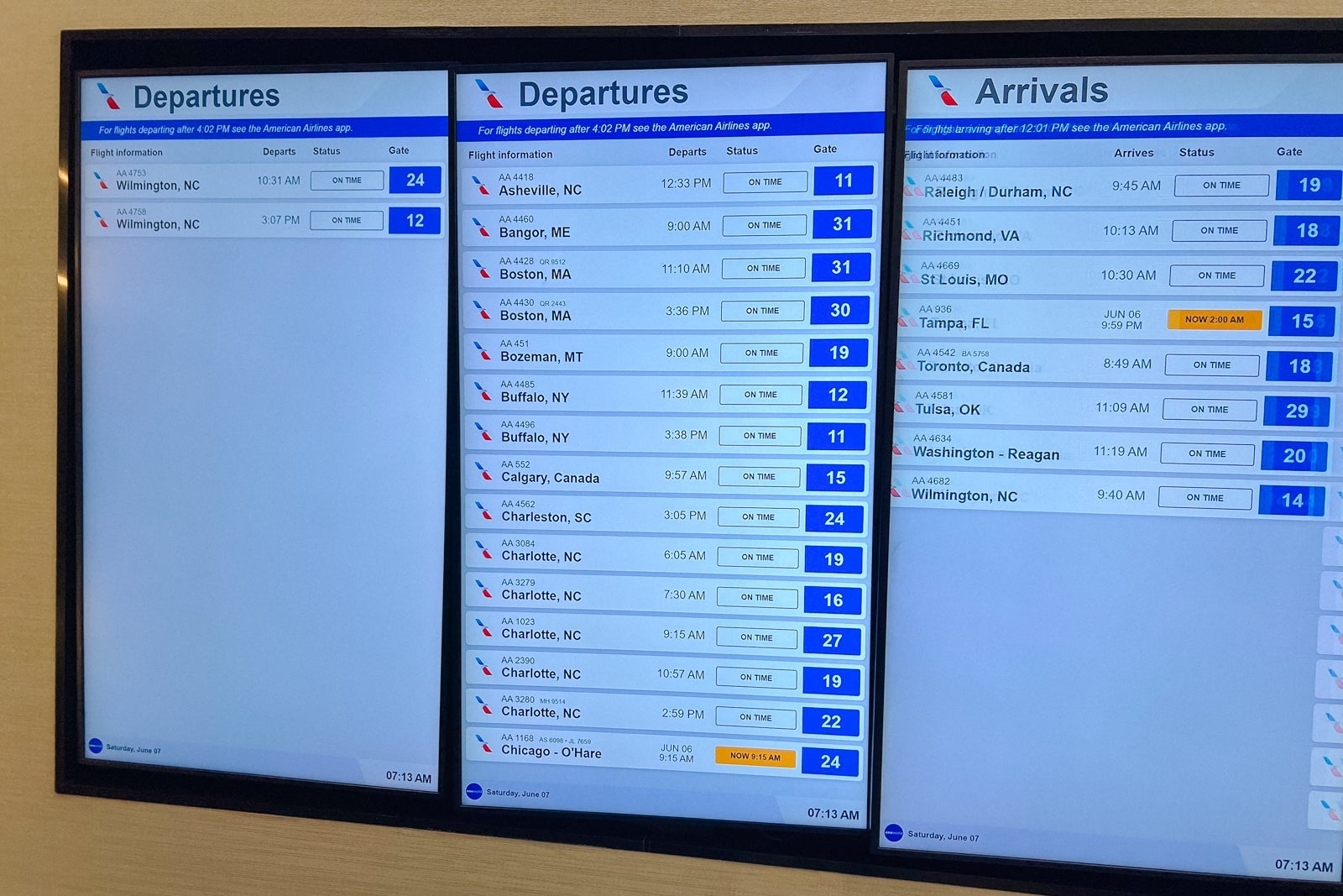 laguardia boarding