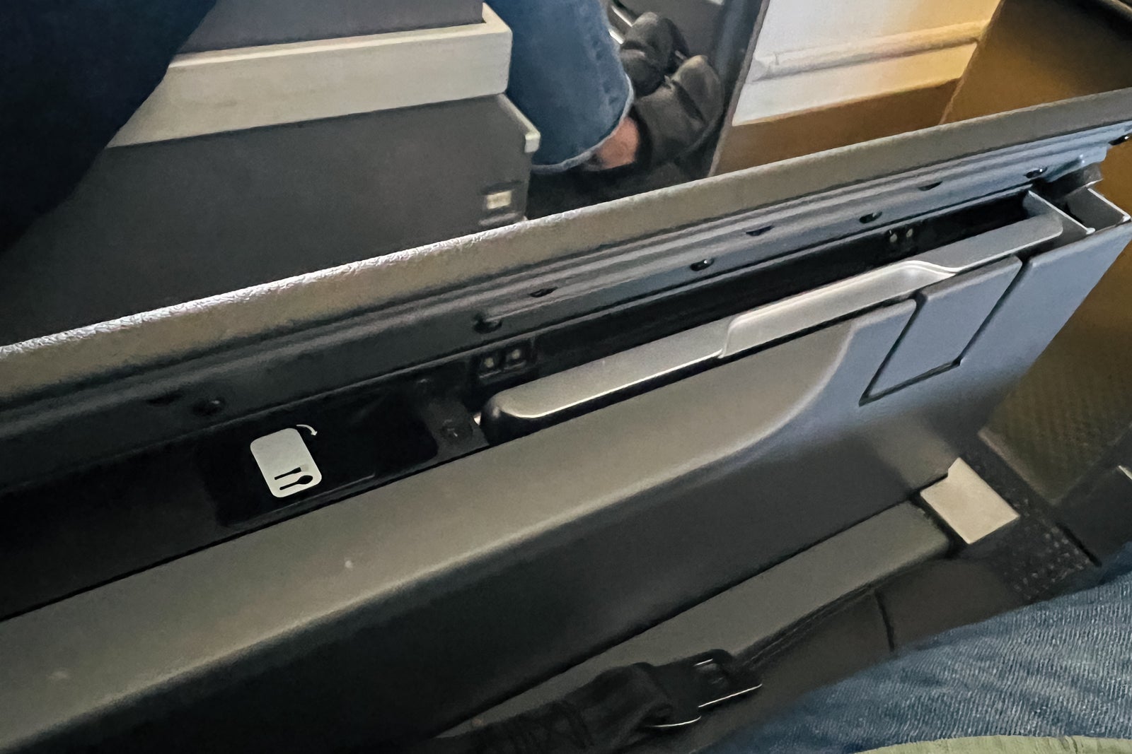 aa montana plane cabin first class