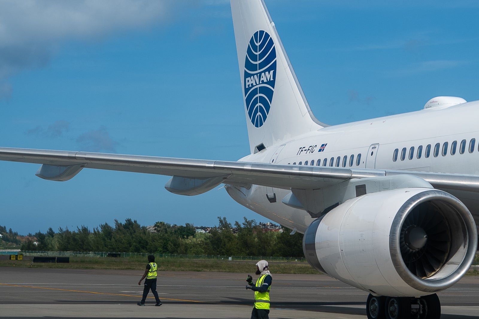 Pan Am is back: Boeing 757-200 takes flight once again with maiden