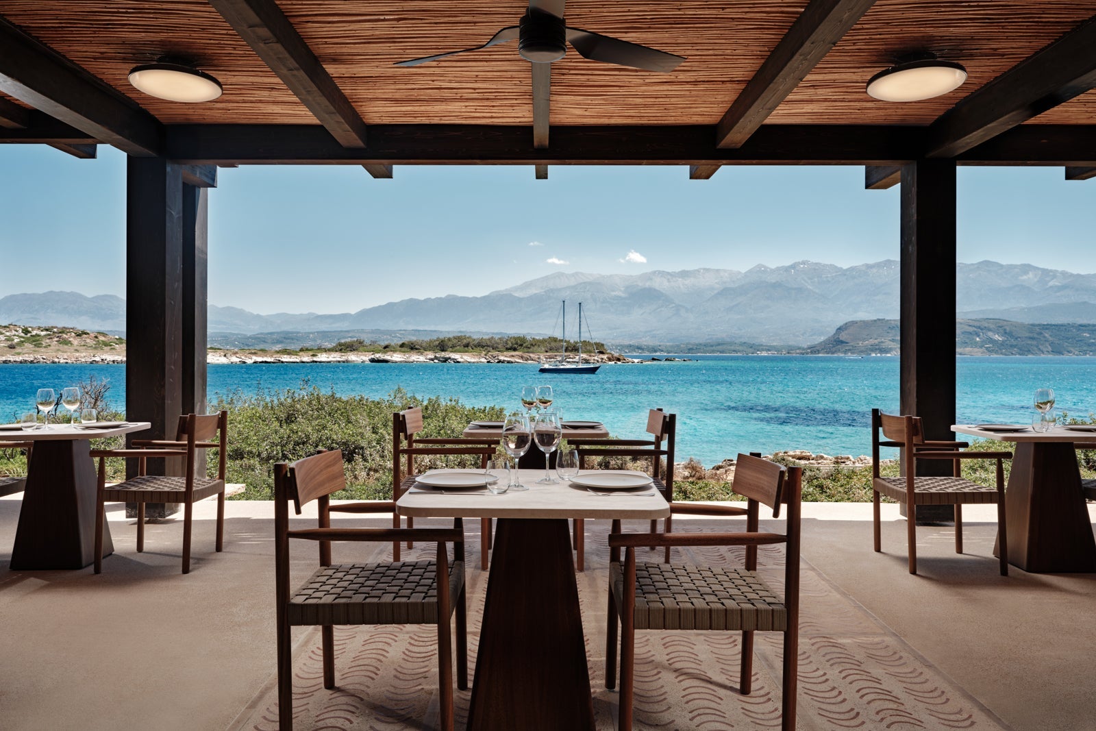outdoor restaurant