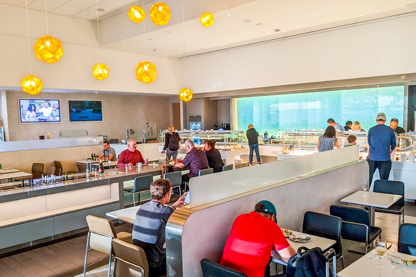 American Airlines Flagship Lounge at DFW buffet area