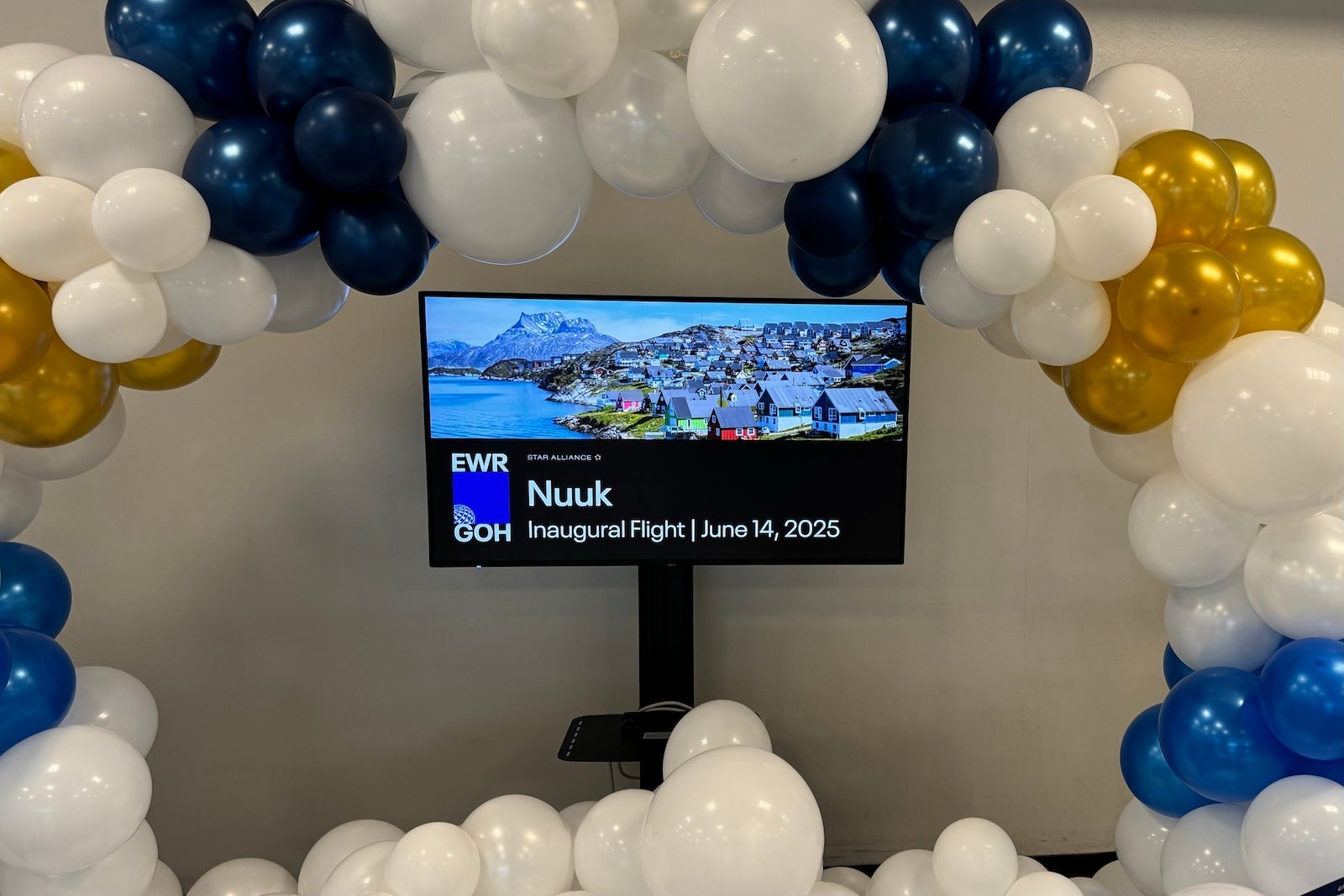 Inaugural EWR-GOH flight