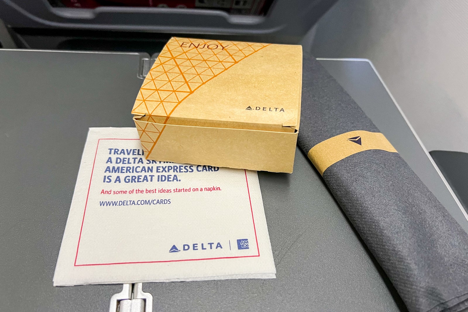 Snacks in Delta Premium Select. CLINT HENDERSON/THE POINTS GUY