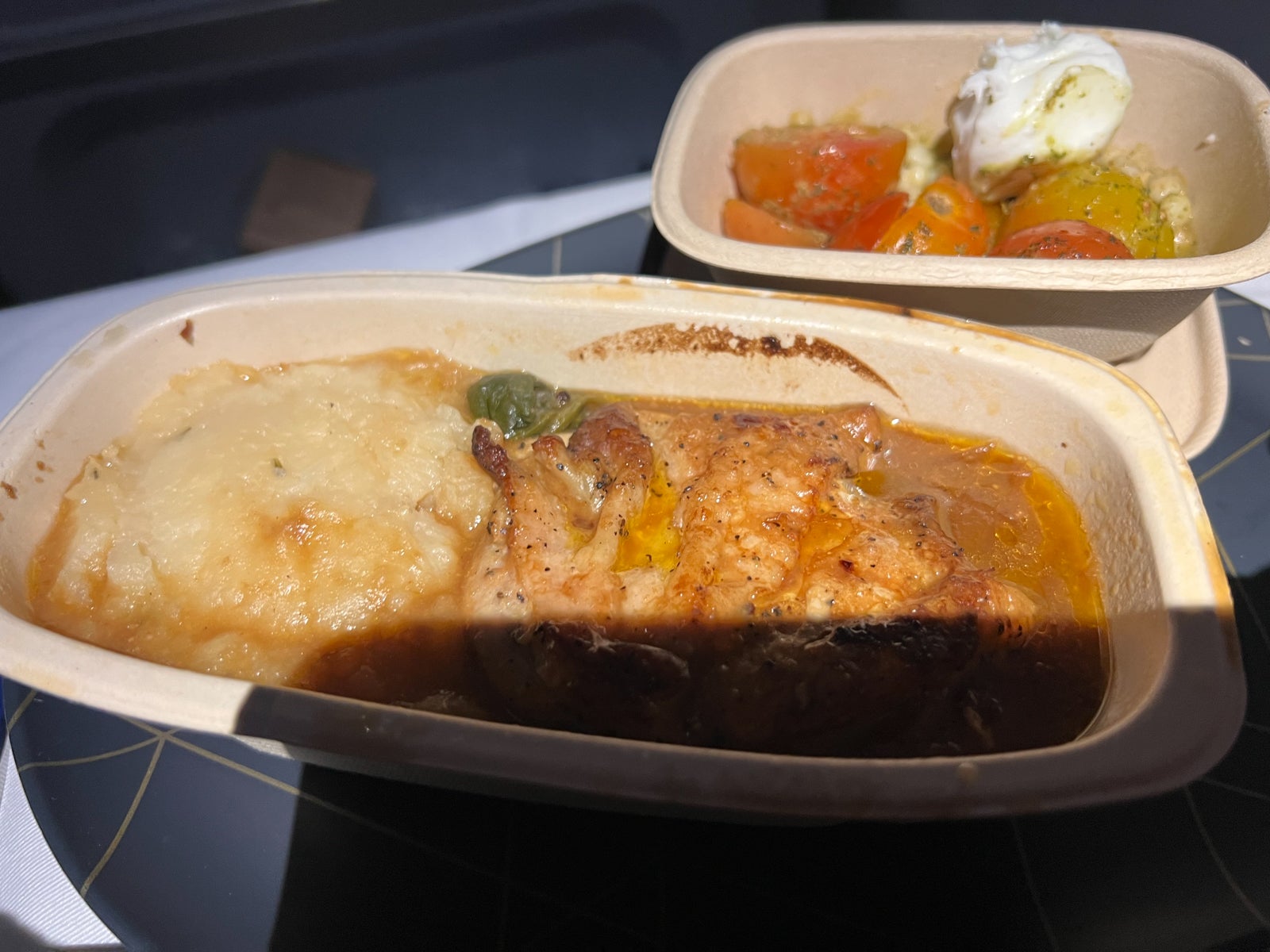 Meal service in Delta Premium Select. CLINT HENDERSON/THE POINTS GUY