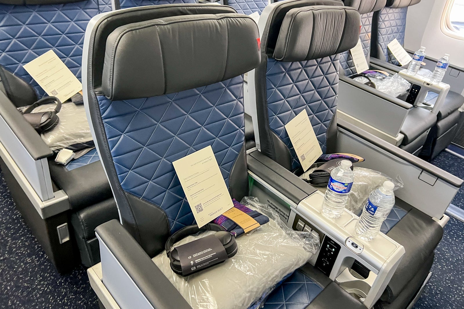 Delta Premium Select seats