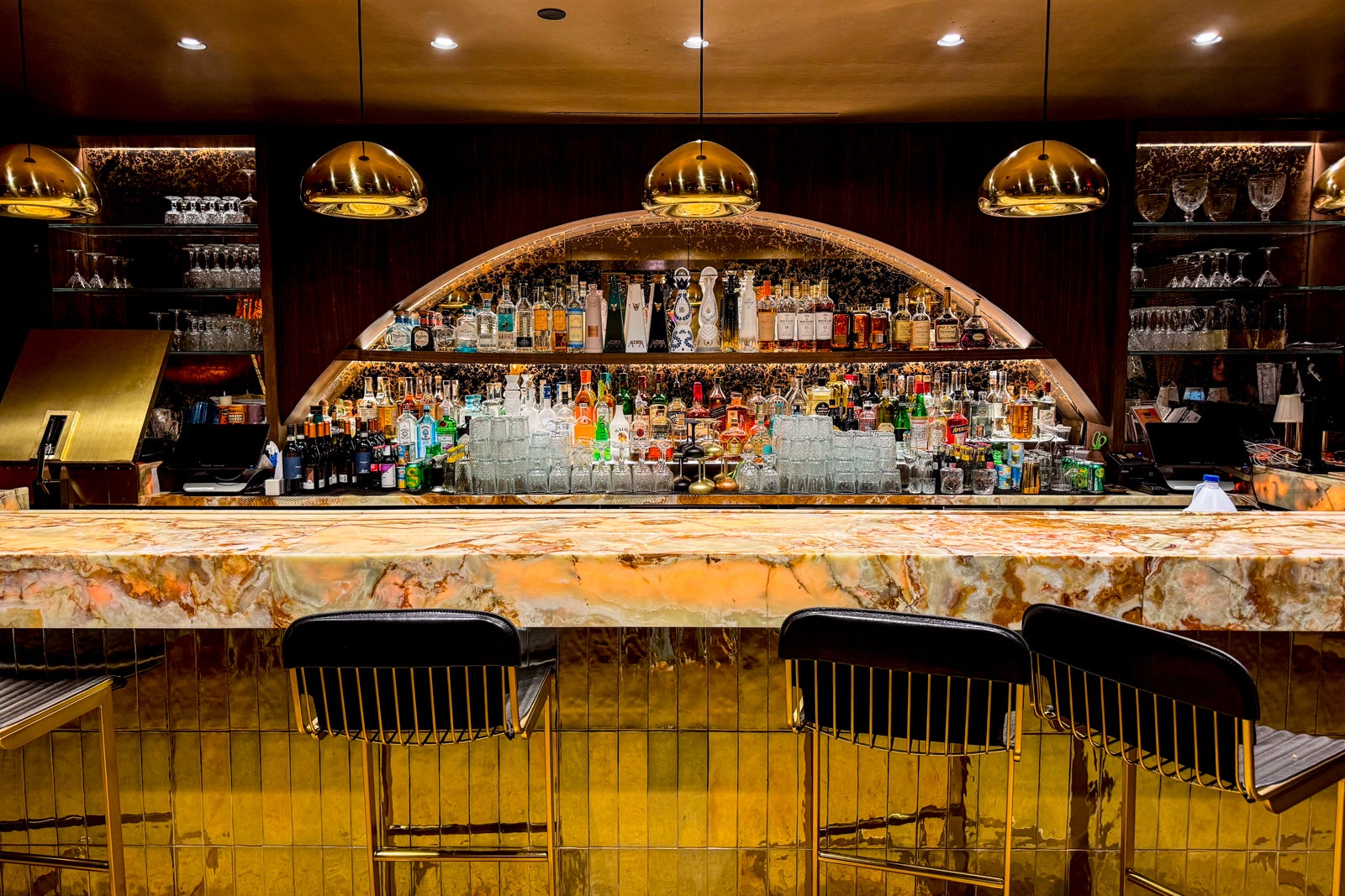 Gansevoort Meatpacking NYC review: Luxe hotel with a rooftop pool and more cocktail bar with drinks