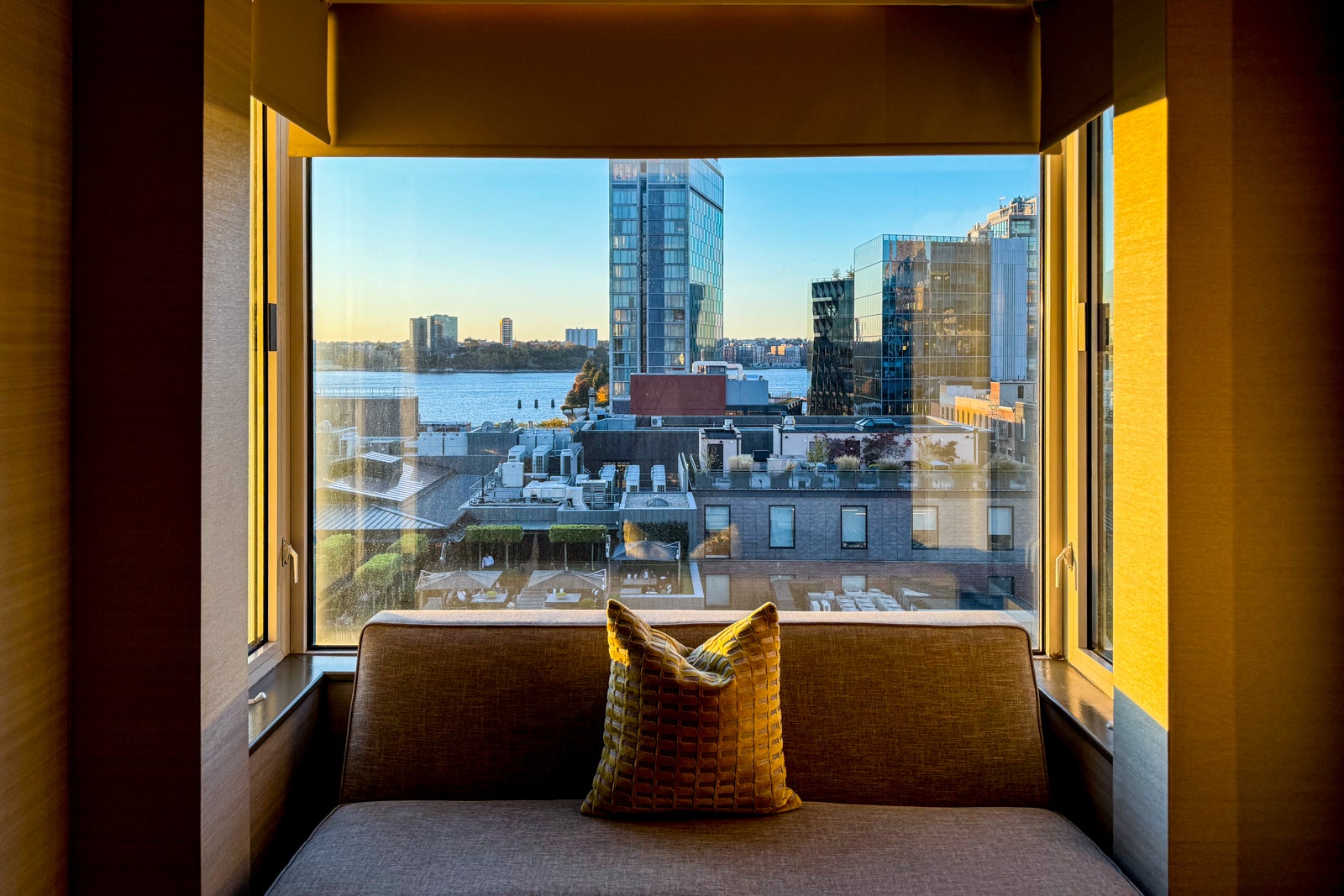 Gansevoort Meatpacking NYC review: Luxe hotel with a rooftop pool and more hotel room with city skyline in background