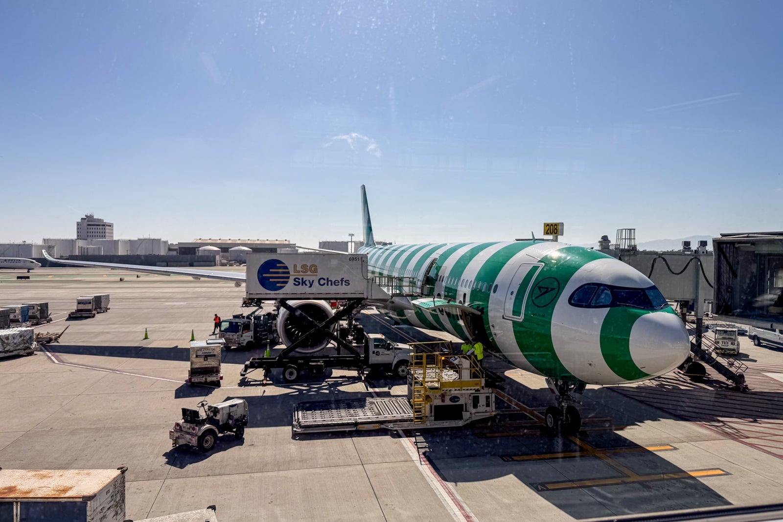 20250707 Condor Airlines Business ERosen 5