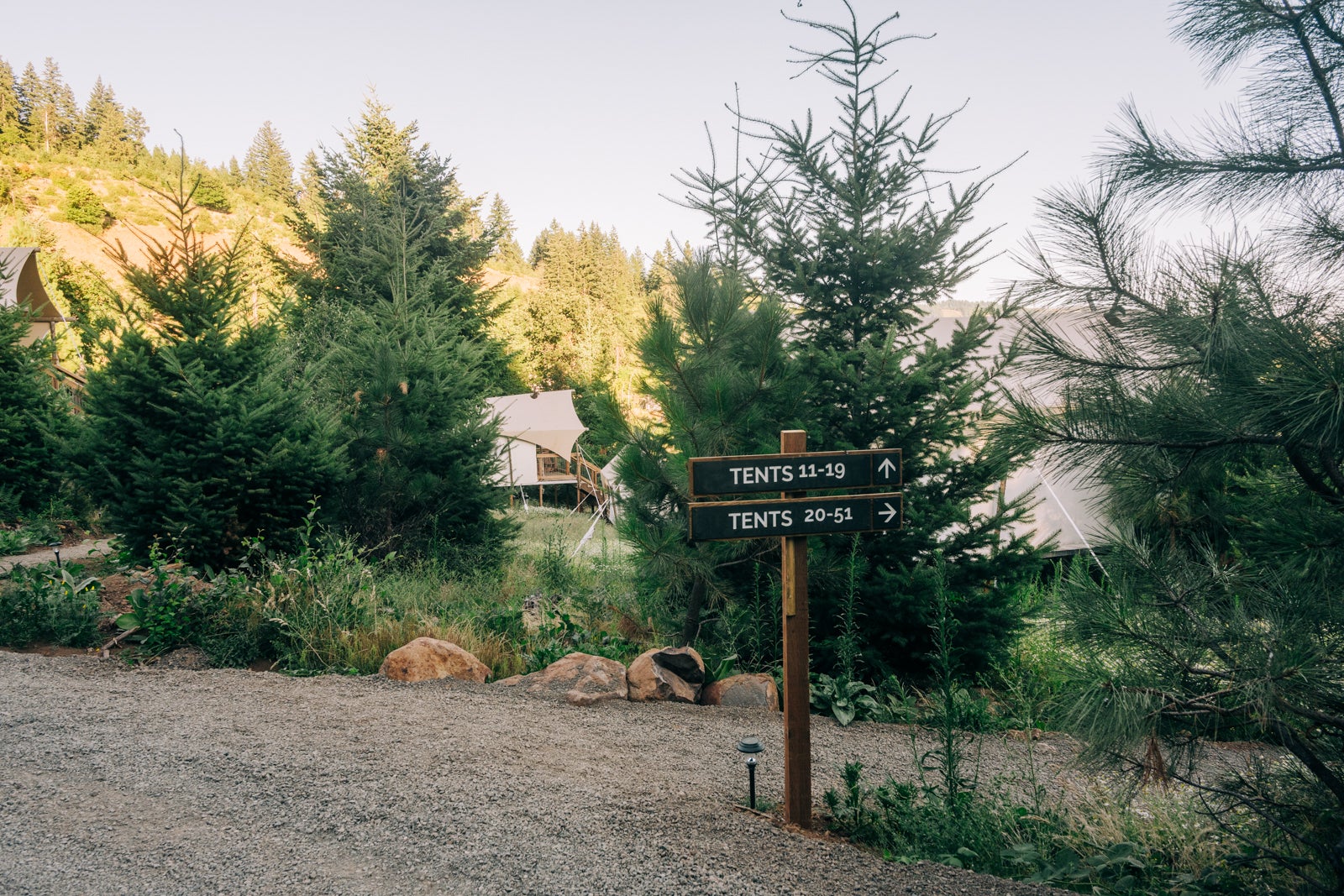 Under Canvas Columbia Gorge Tent direction signs