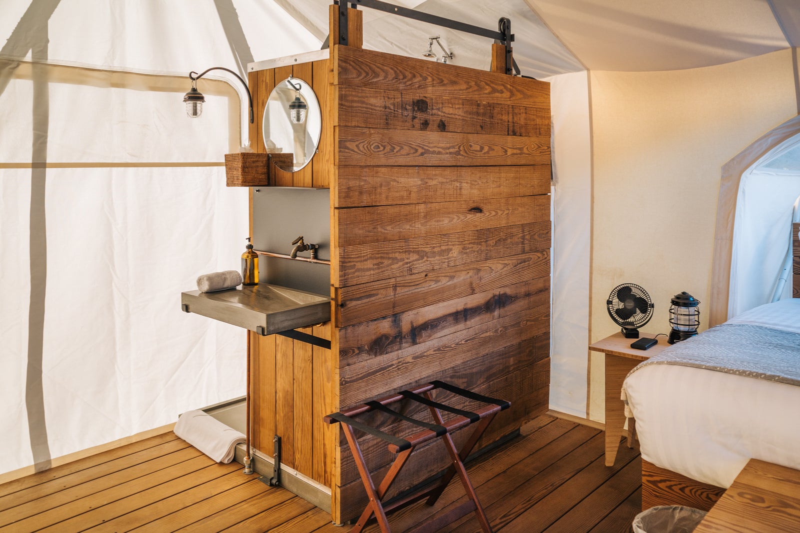 Under Canvas Columbia Gorge Tent 14 bathroom sink