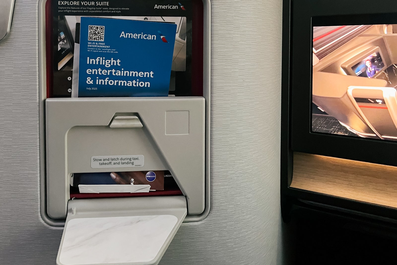 AA flagship cabin
