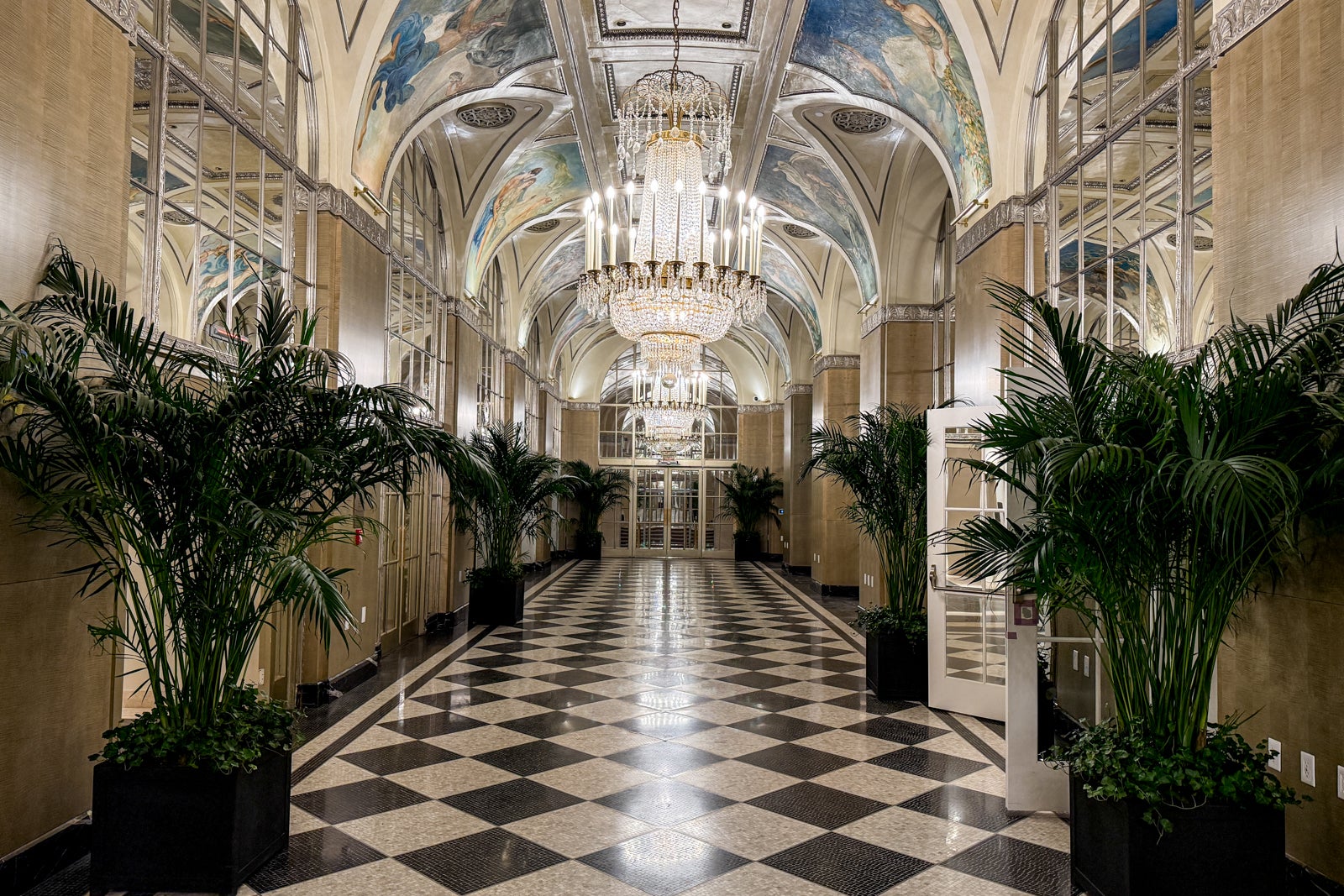 Waldorf Astoria interior
