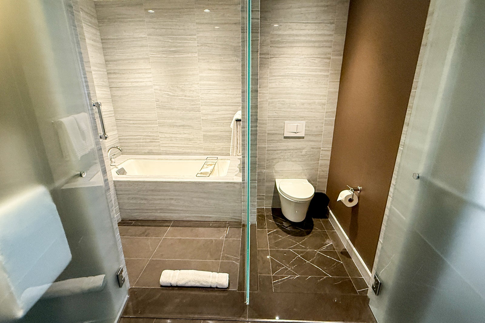 Waldorf Astoria bathroom