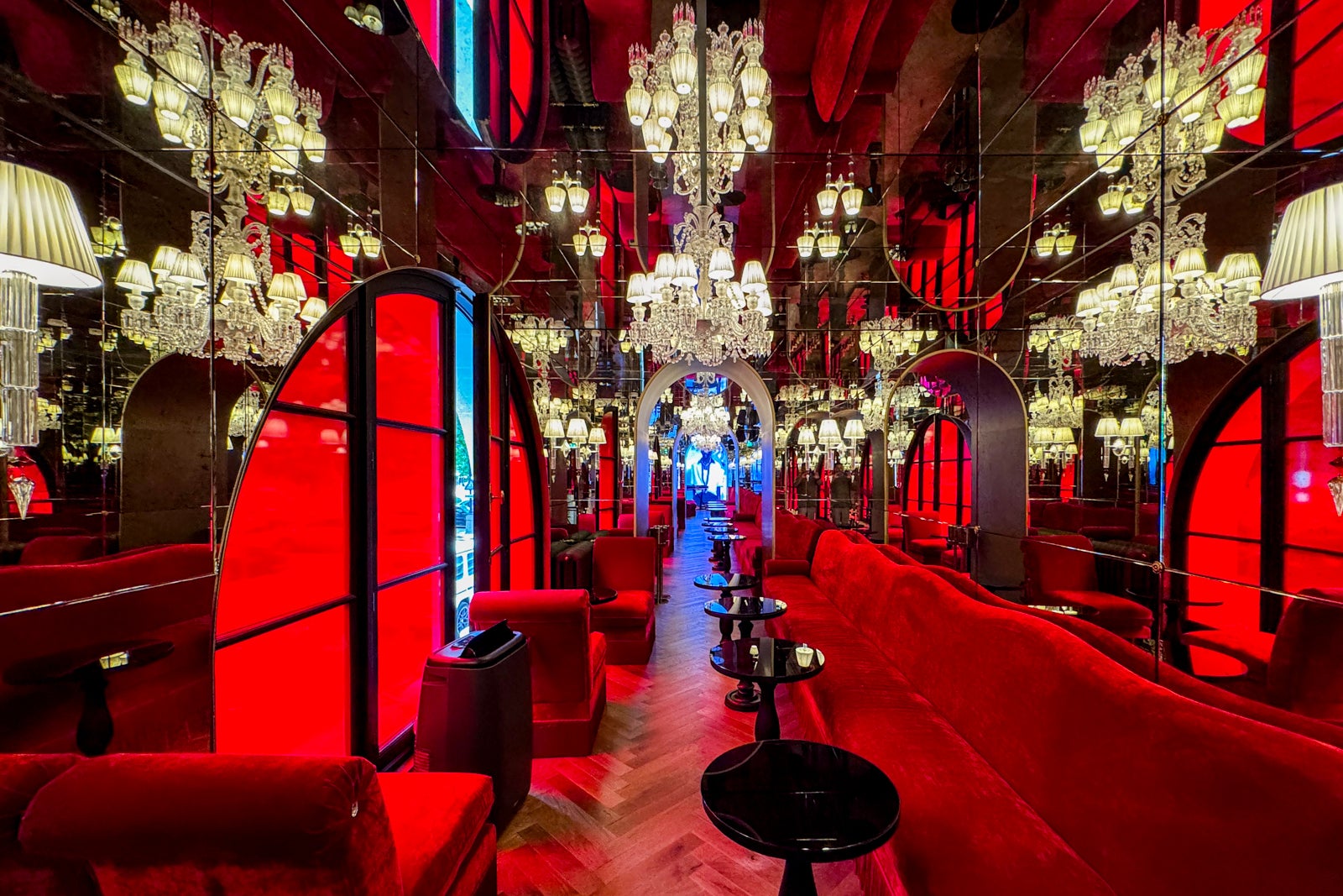 Inside look: This new points hotel in Paris offers Eiffel Tower views and luxurious accommodations from 110,000 Hilton points