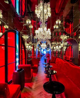 Inside look: This new points hotel in Paris offers Eiffel Tower views and luxurious accommodations from 110,000 Hilton points