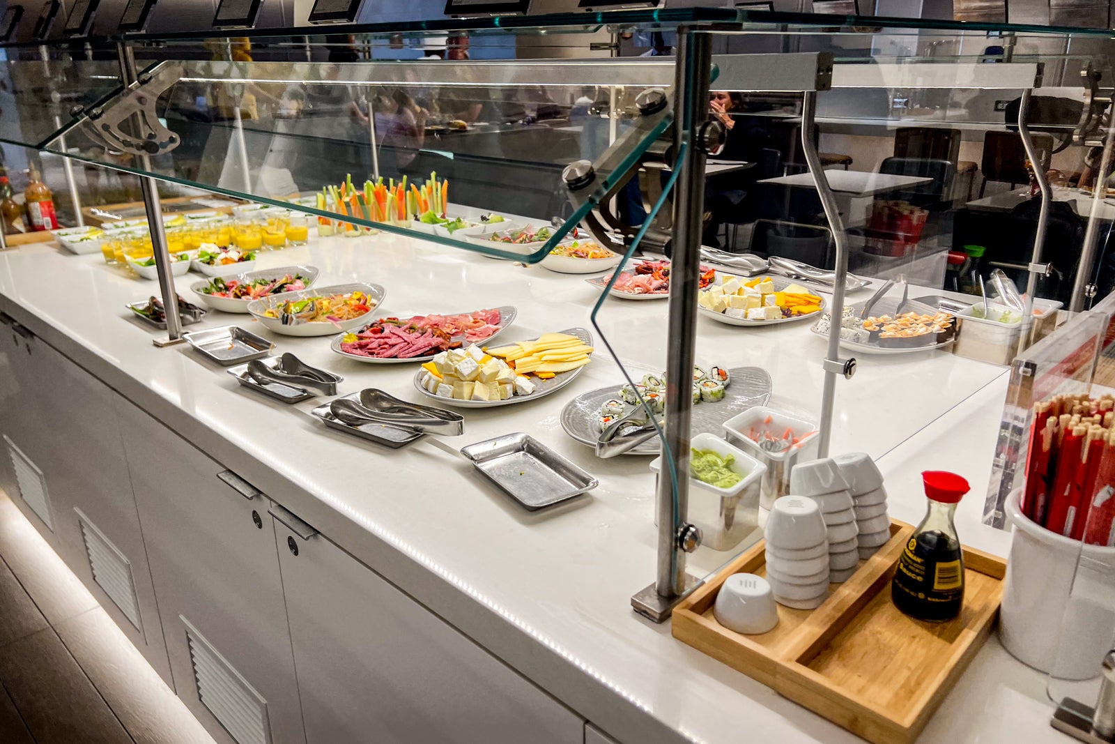 AA Flagship Lounge Chicago