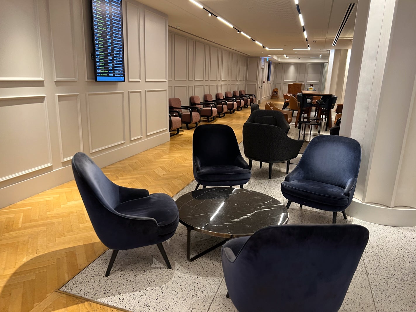 Qantas London Lounge