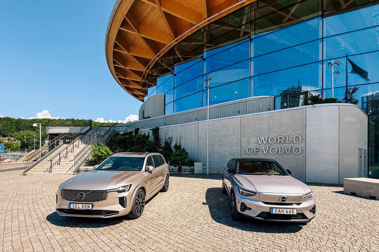 Volvo Overseas Delivery Program: How buying a car turns into a European vacation – The Points Guy