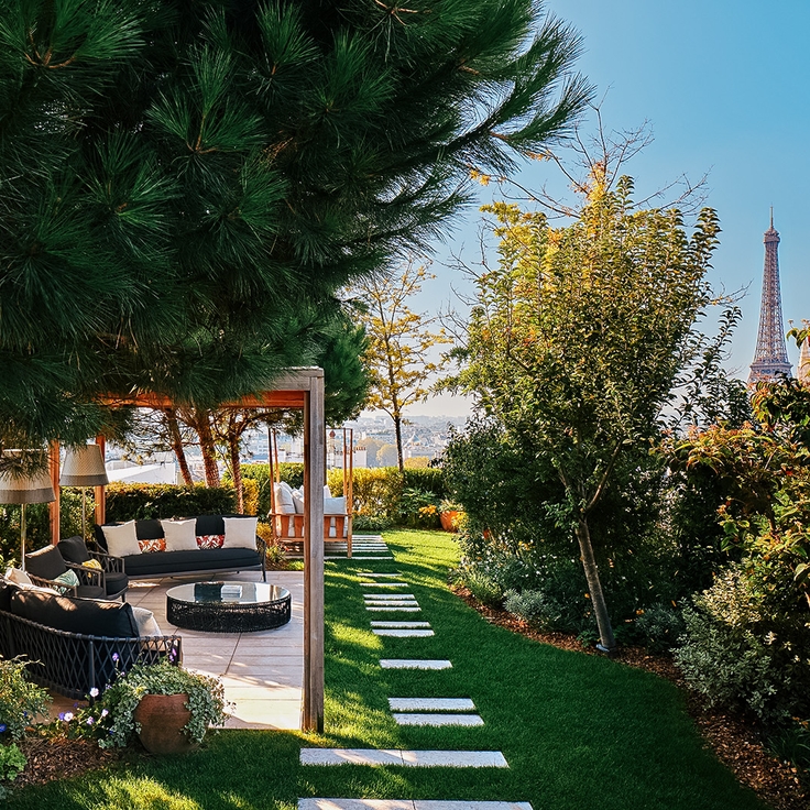 Enjoy luxury perks at our favorite hotels that are part of The Edit by Chase Travel