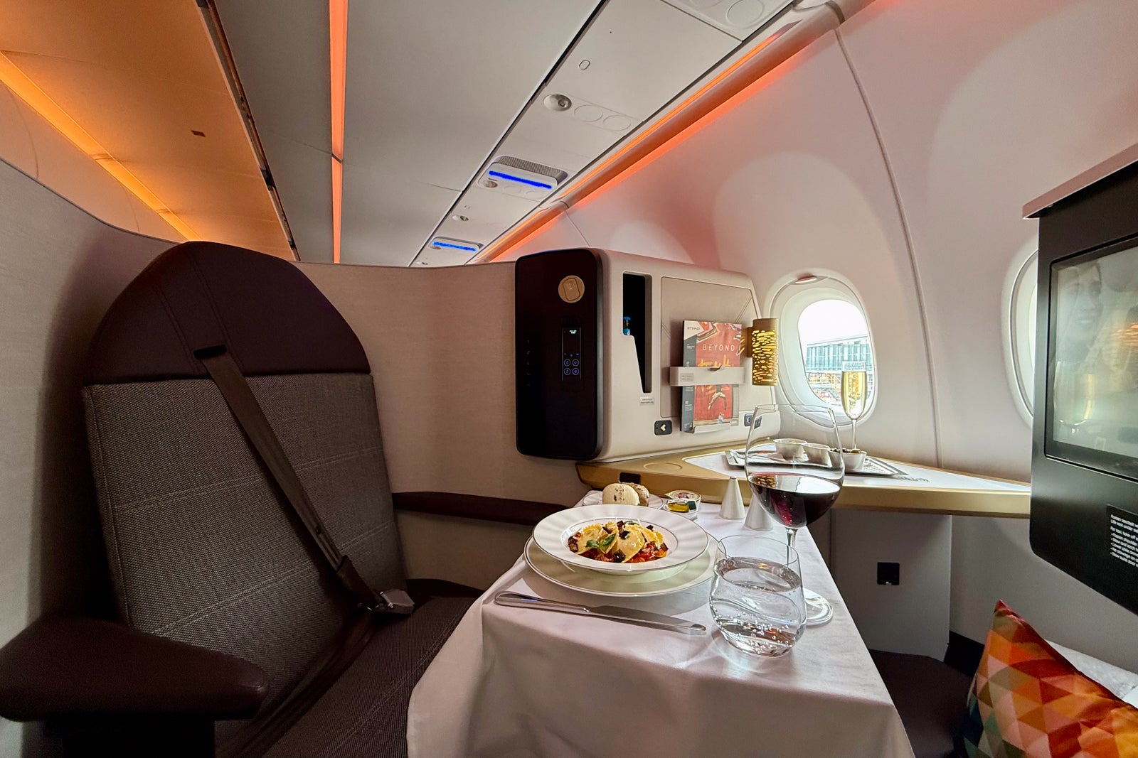 Etihad Airbus A321LR first class