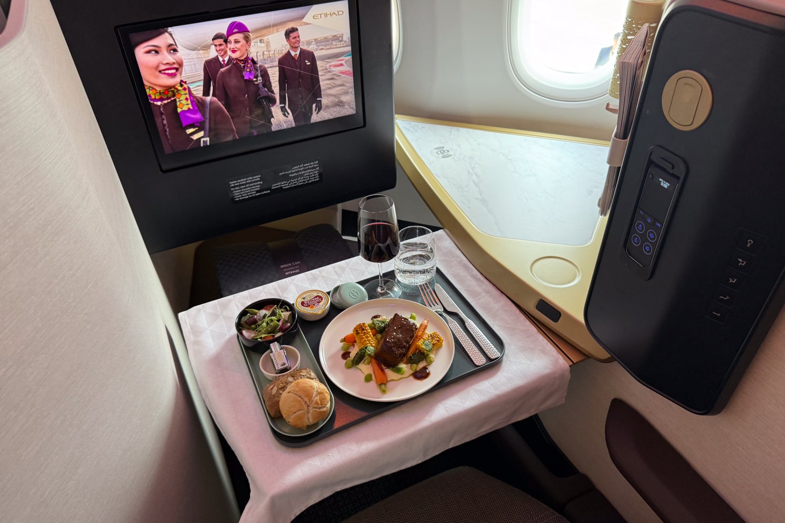 Etihad Airbus A321LR business