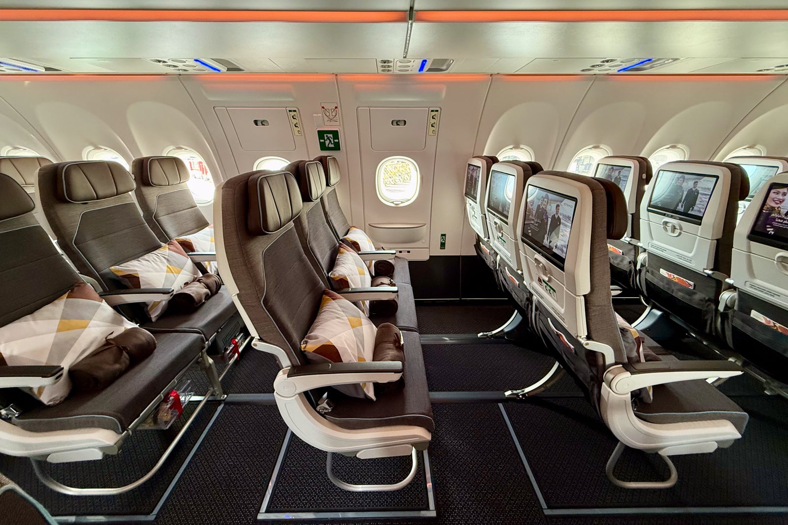 Etihad Airbus A321LR seats