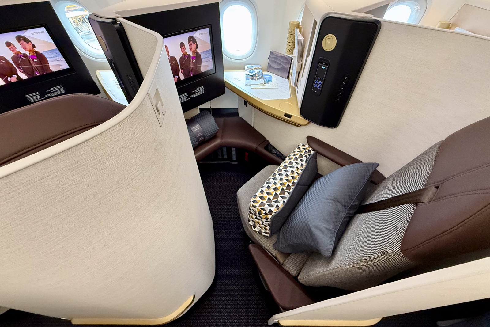 Onboard Etihad’s A321LR delivery flight: Behind the scenes from Airbus to Abu Dhabi Etihad Airbus A321LR Delivery Flight