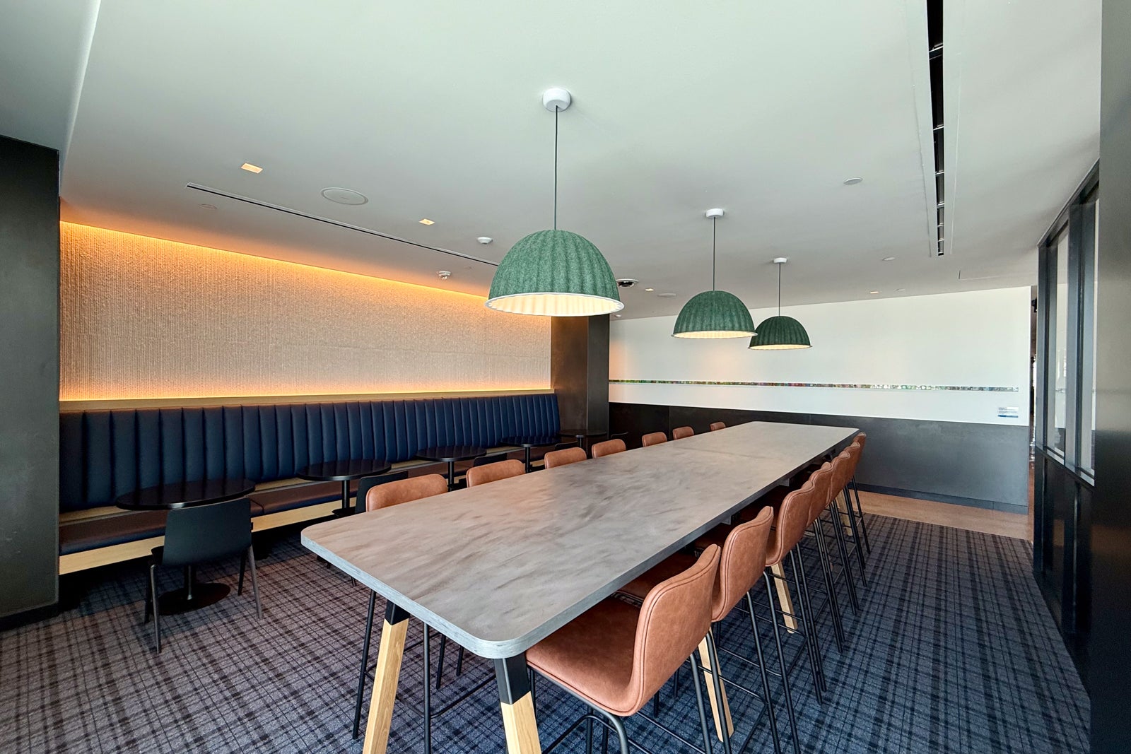 United Airlines debuts massive new club in Denver United Club Denver B West 28