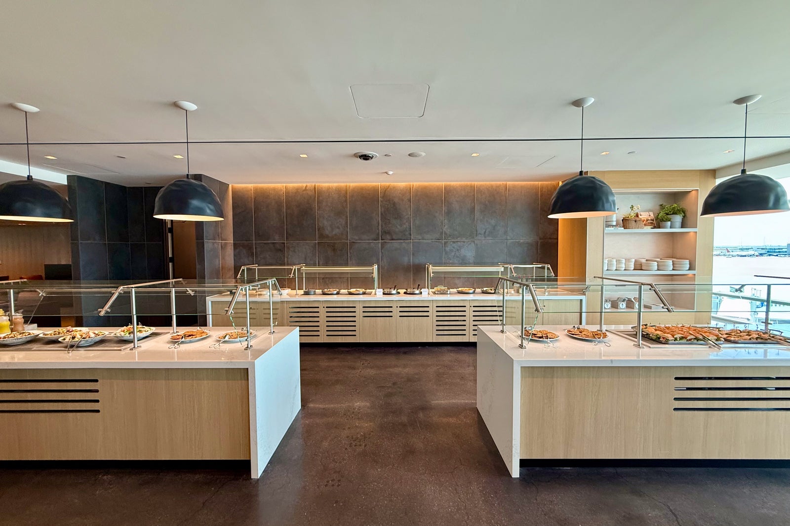 United Airlines debuts massive new club in Denver United Club Denver B West 30