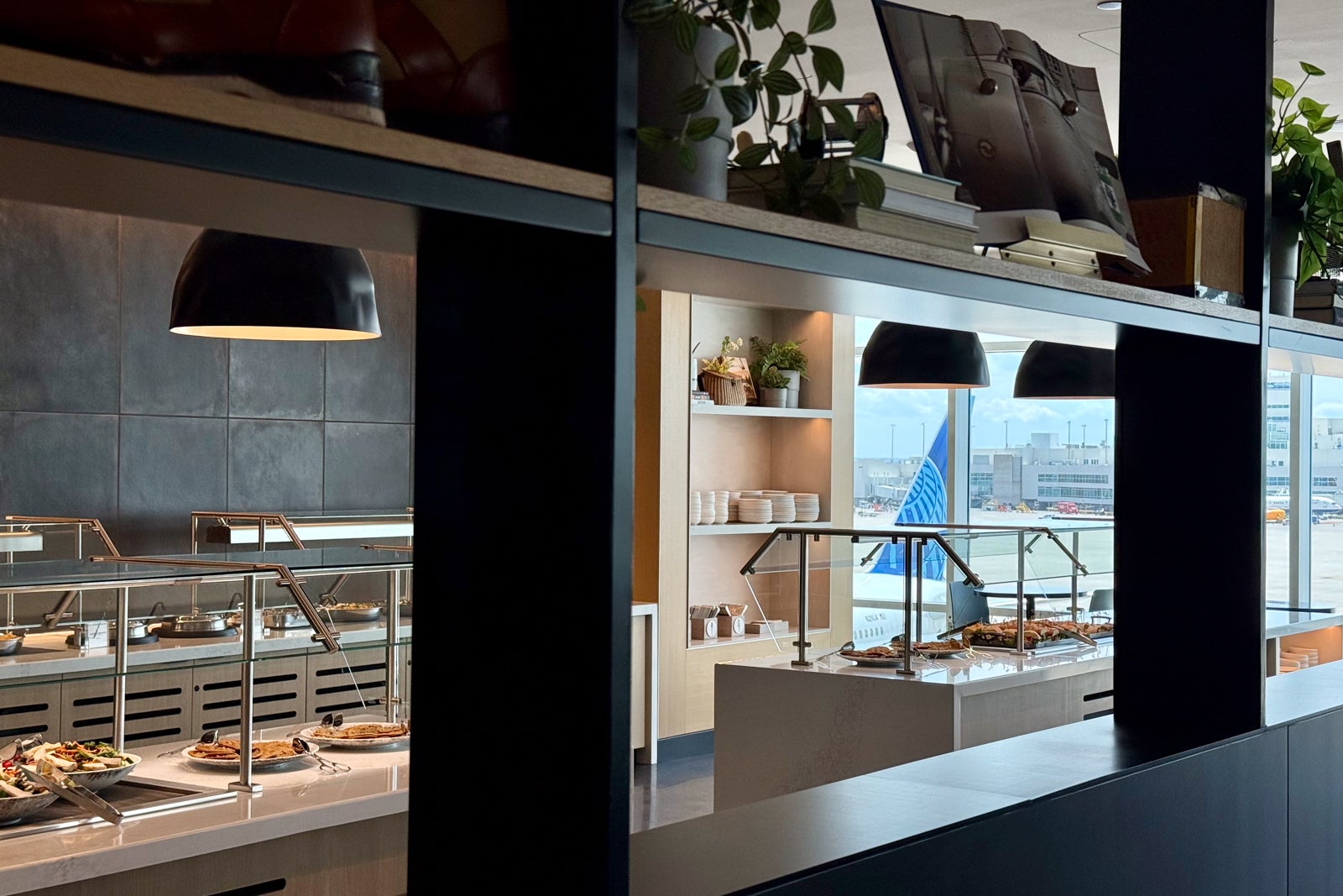 United Airlines debuts massive new club in Denver United Club Denver B West 32