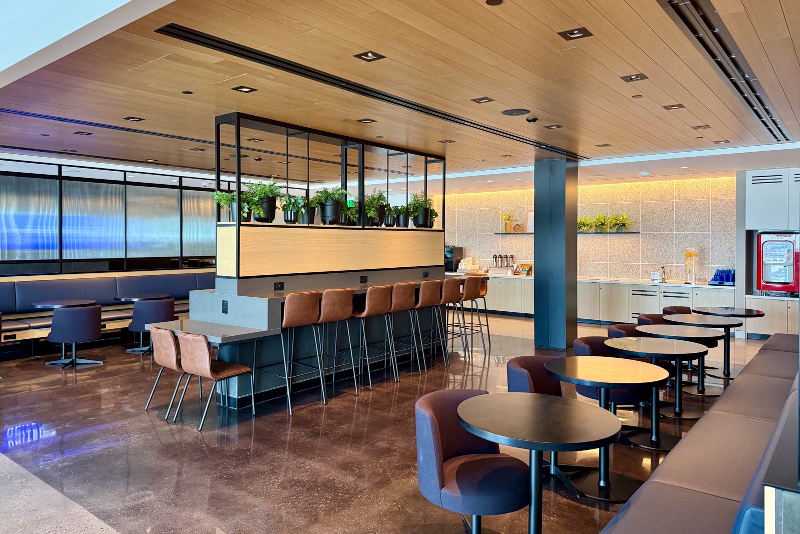 United Club Denver B West 55