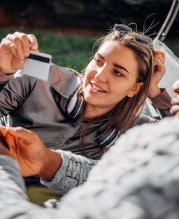 I asked TPG staffers how they manage credit card statement credits — here are 4 tips