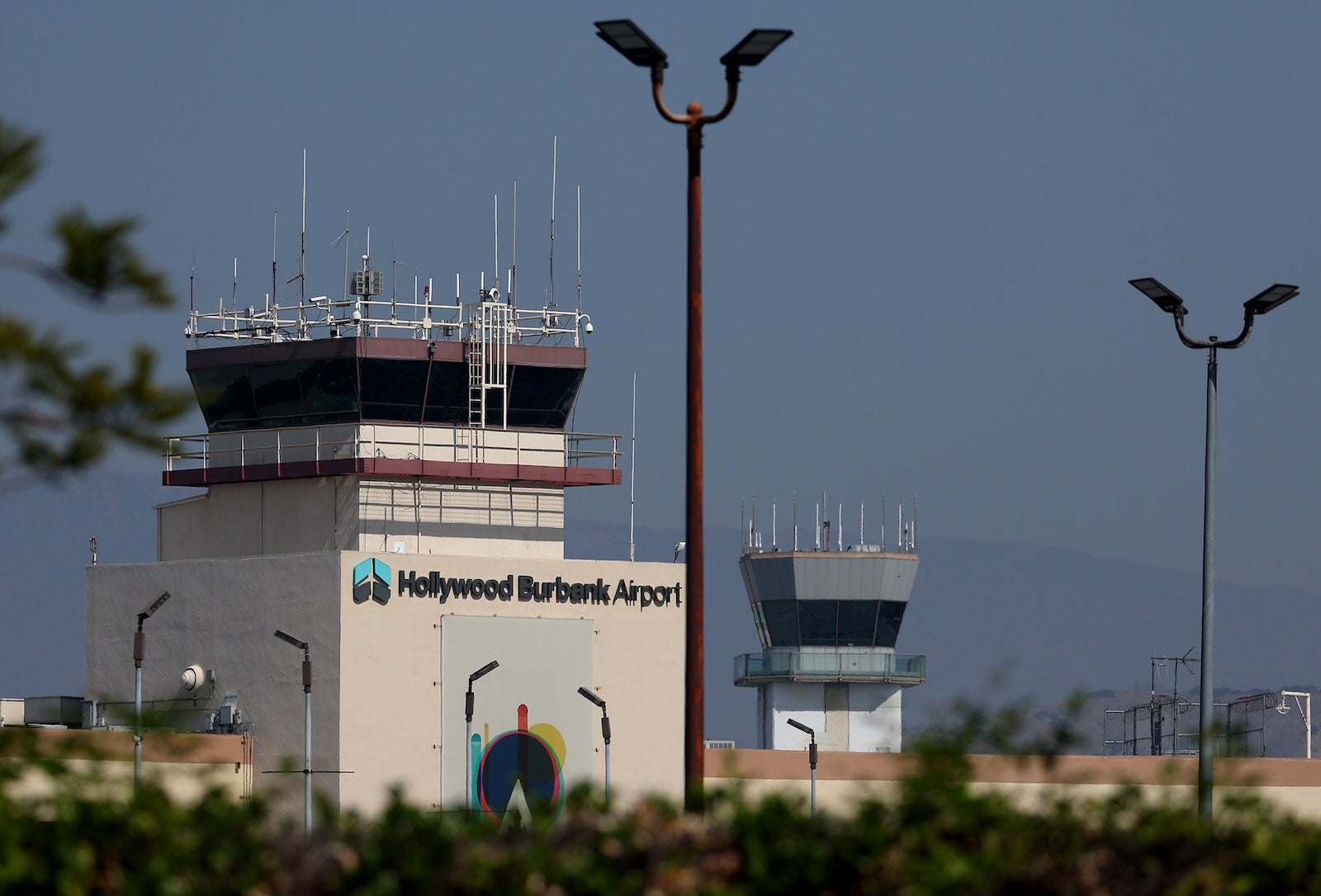 Alaska Airlines announces 7-route West Coast expansion burbank airport