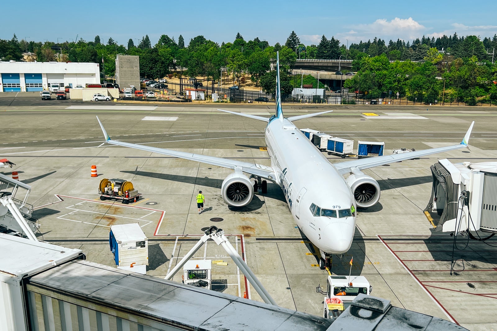 Alska aircraft