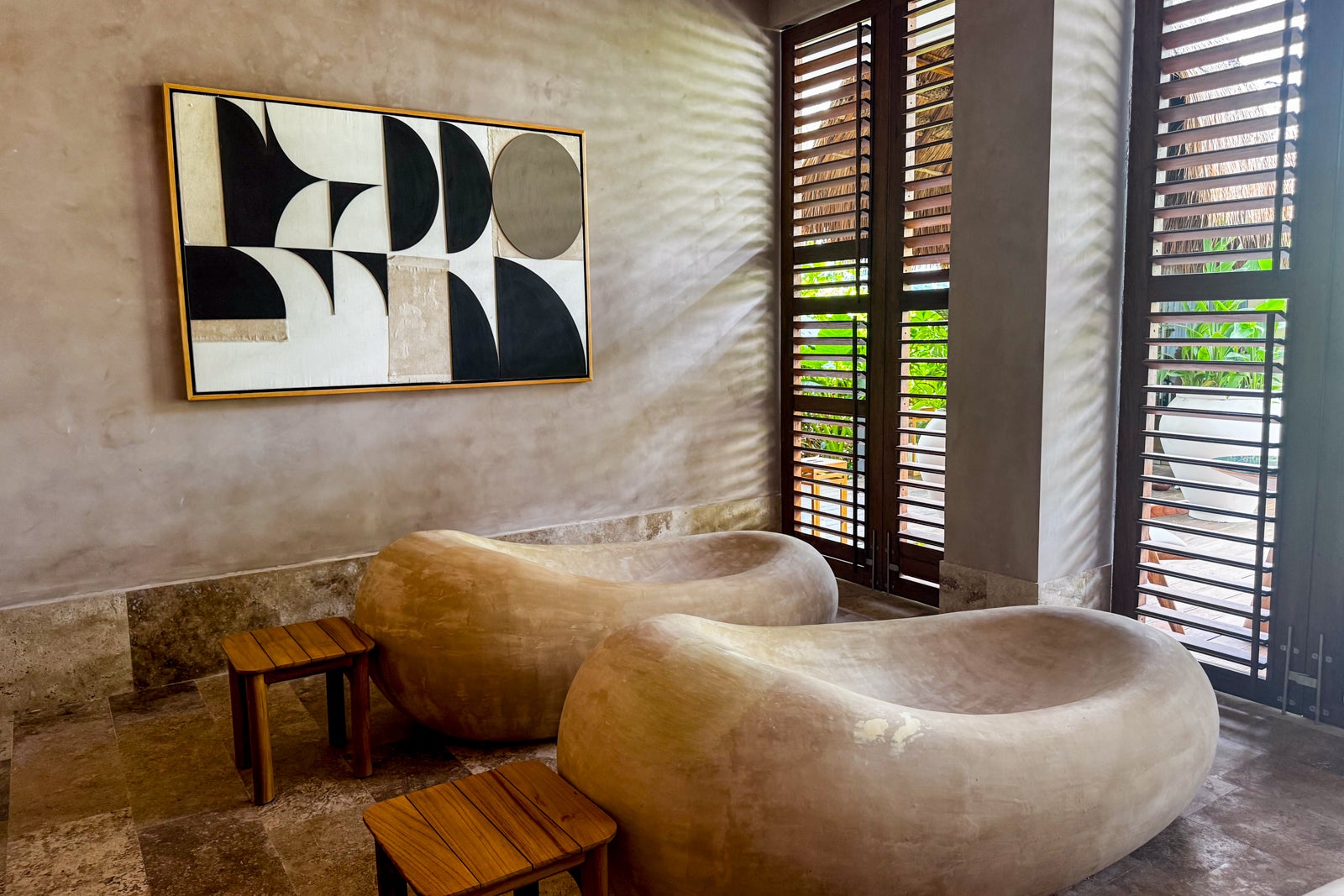 Almare, a Luxury Collection Resort decor
