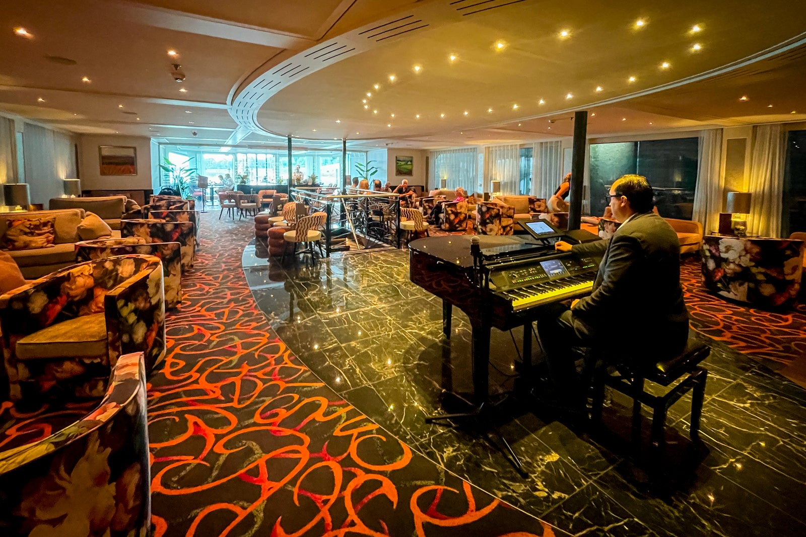 Pianist aboard AmaWaterways AmaLucia