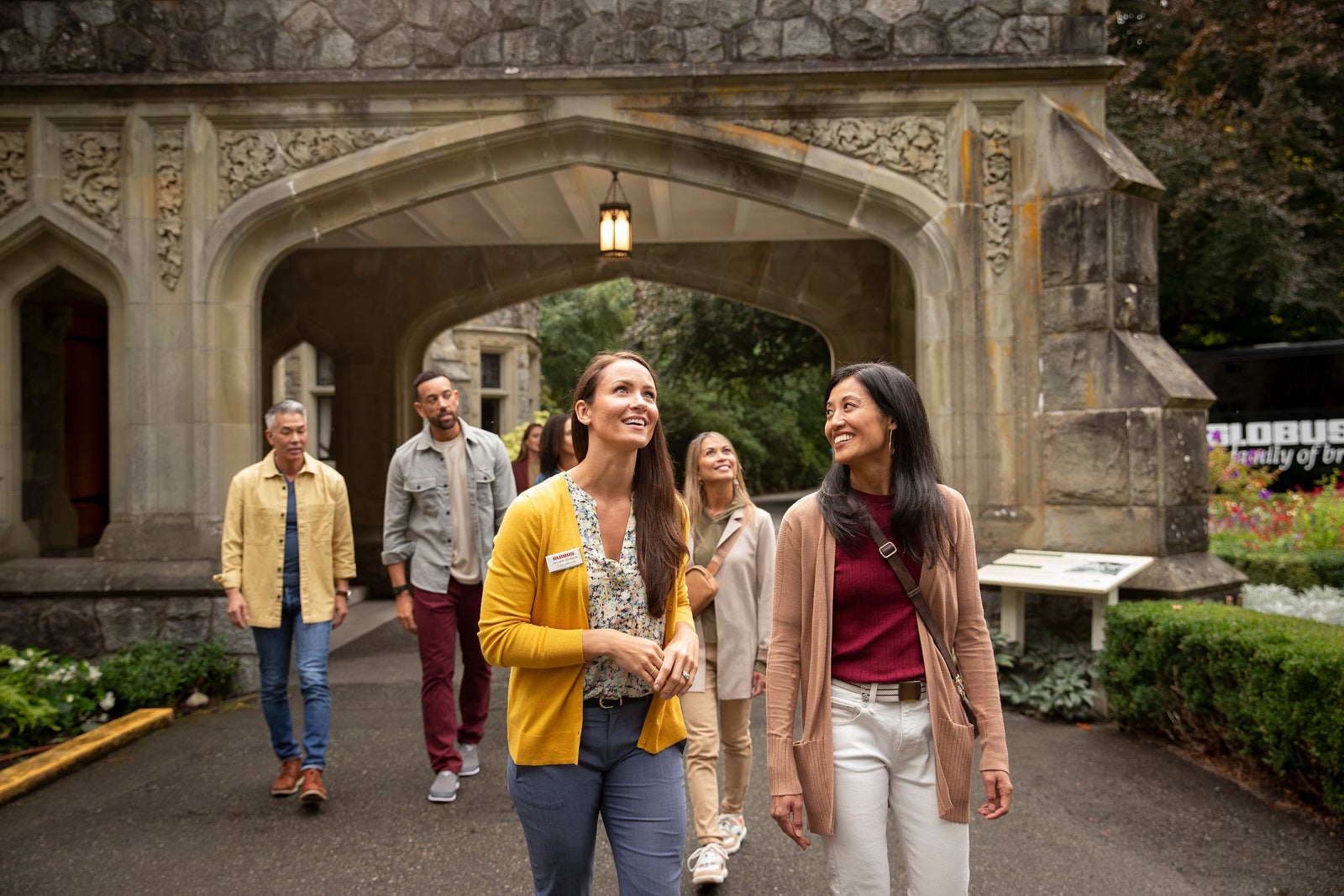 The ultimate guide to guided, small-group and independent tours 20250904 Globus English Castle 1