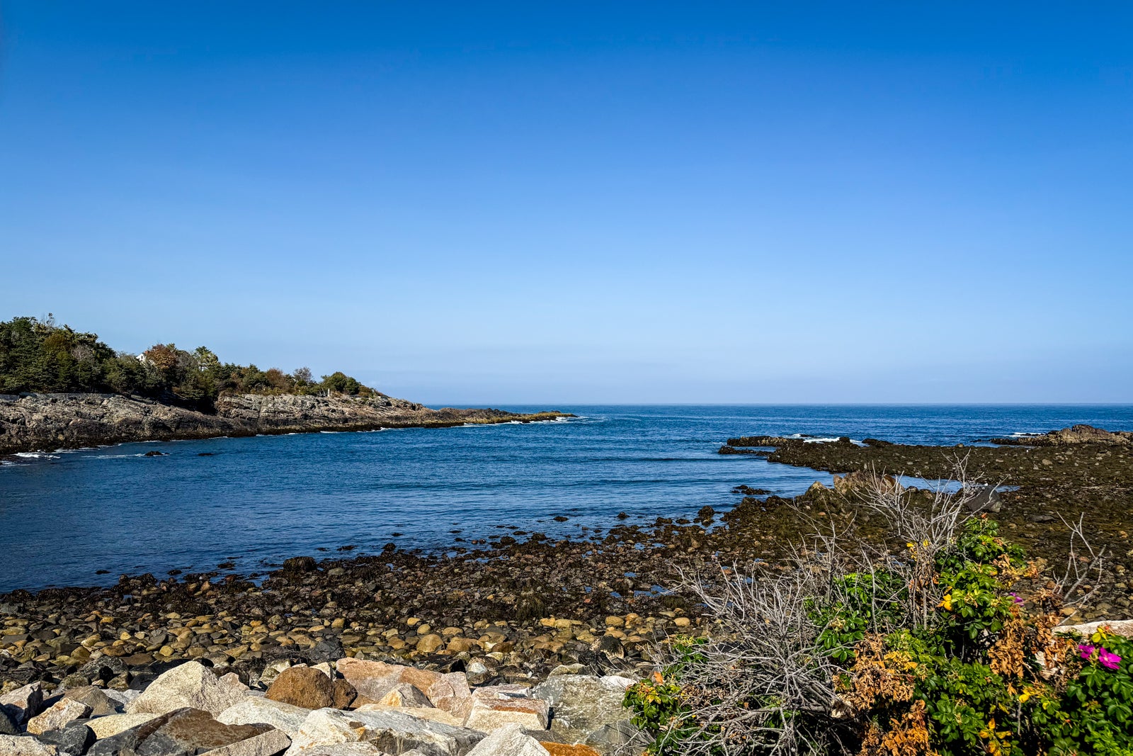 pretty sea viewpoint