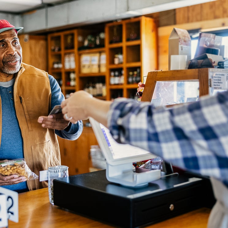 Amex Gold changes: Enhanced earning on Amex Travel hotels, new Hertz benefit and more