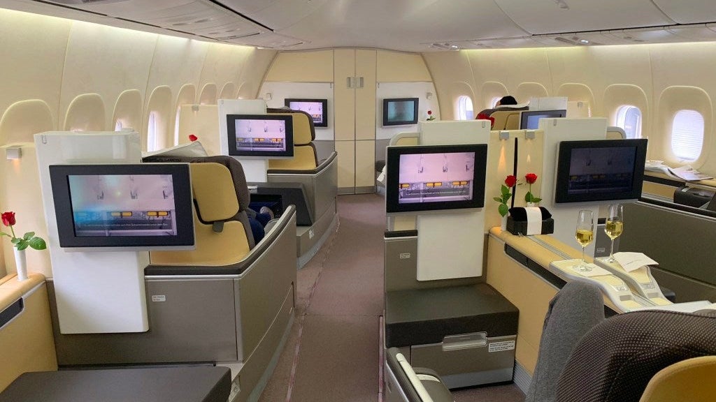Lufthansa First Class 747-8 FRA-JFK Review ZH