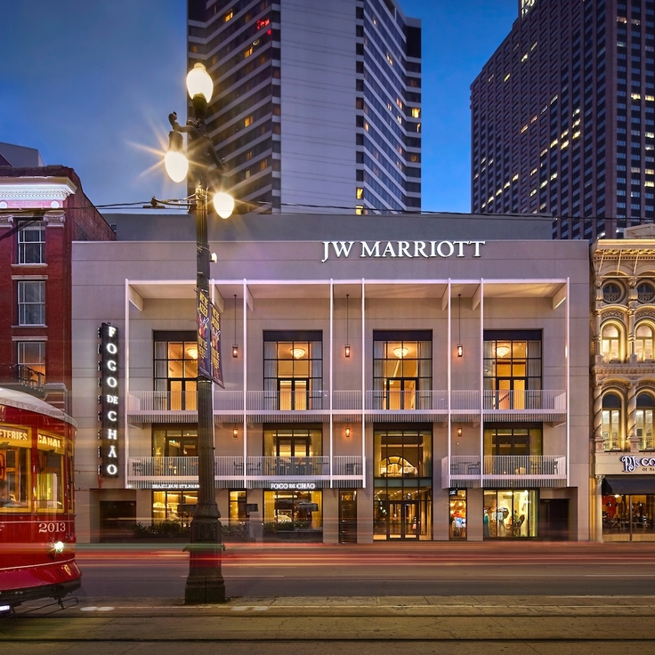 Marriott Bonvoy members can now top off free night award certificates with up to 25,000 points
