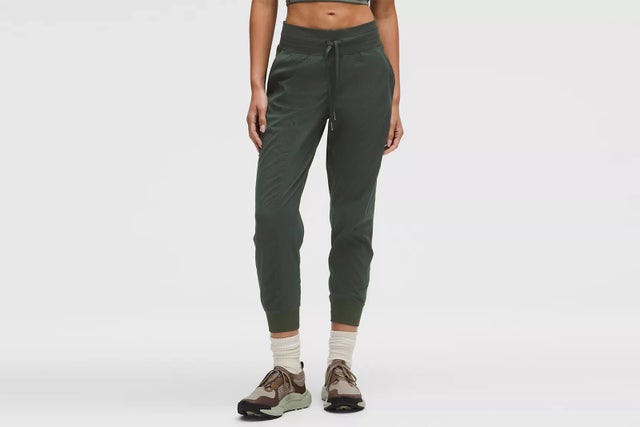 Dance Studio mid-rise jogger