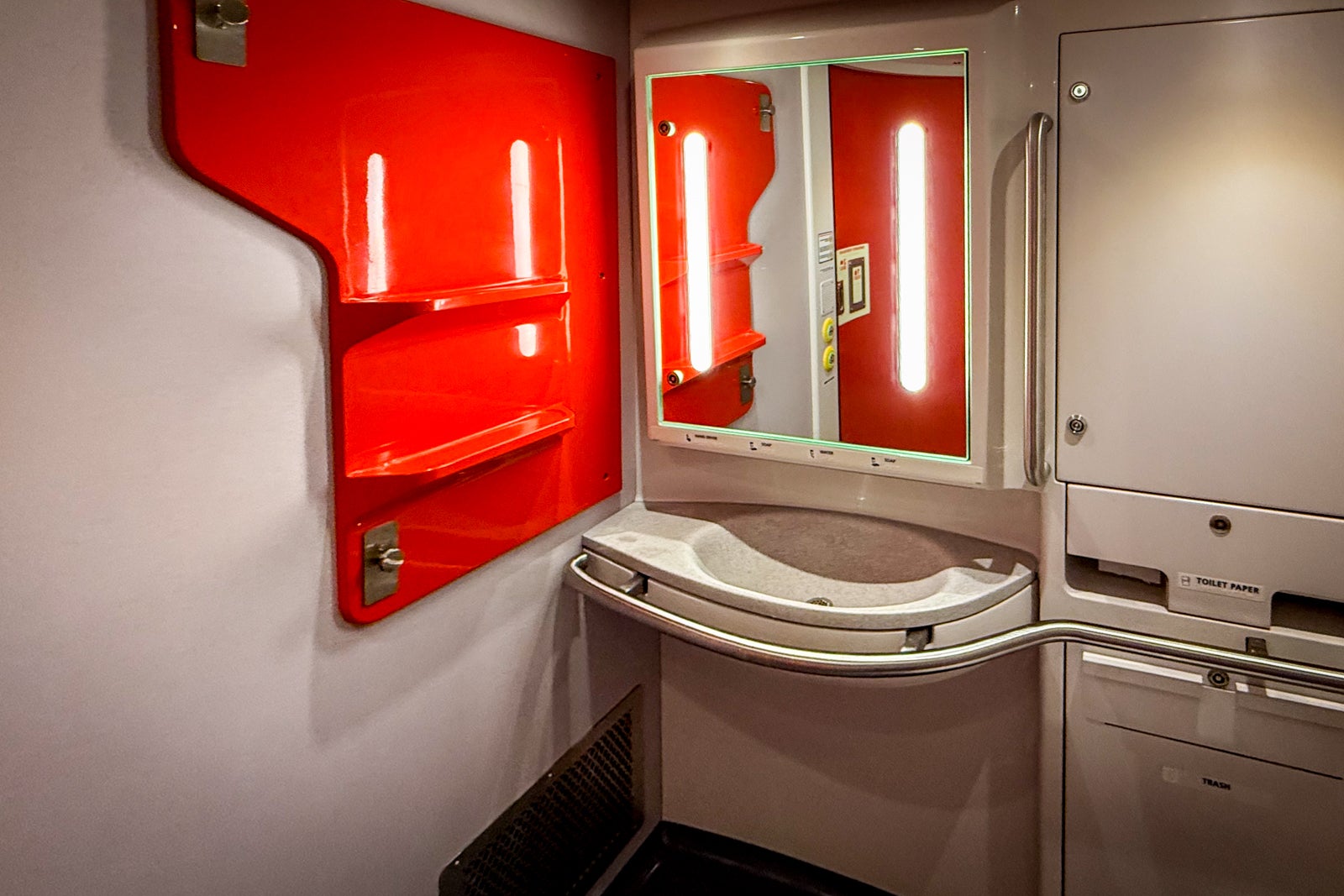 bathroom on acela nextgen train