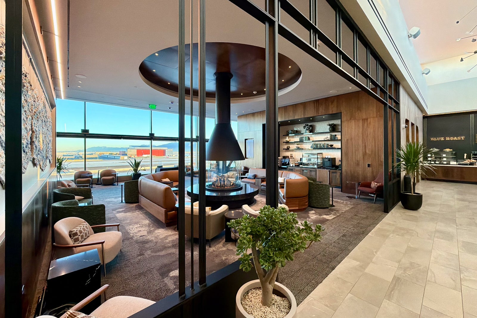 Amex's latest Centurion Lounge is now open in Salt Lake City Amex Centurion Lounge SLC 27