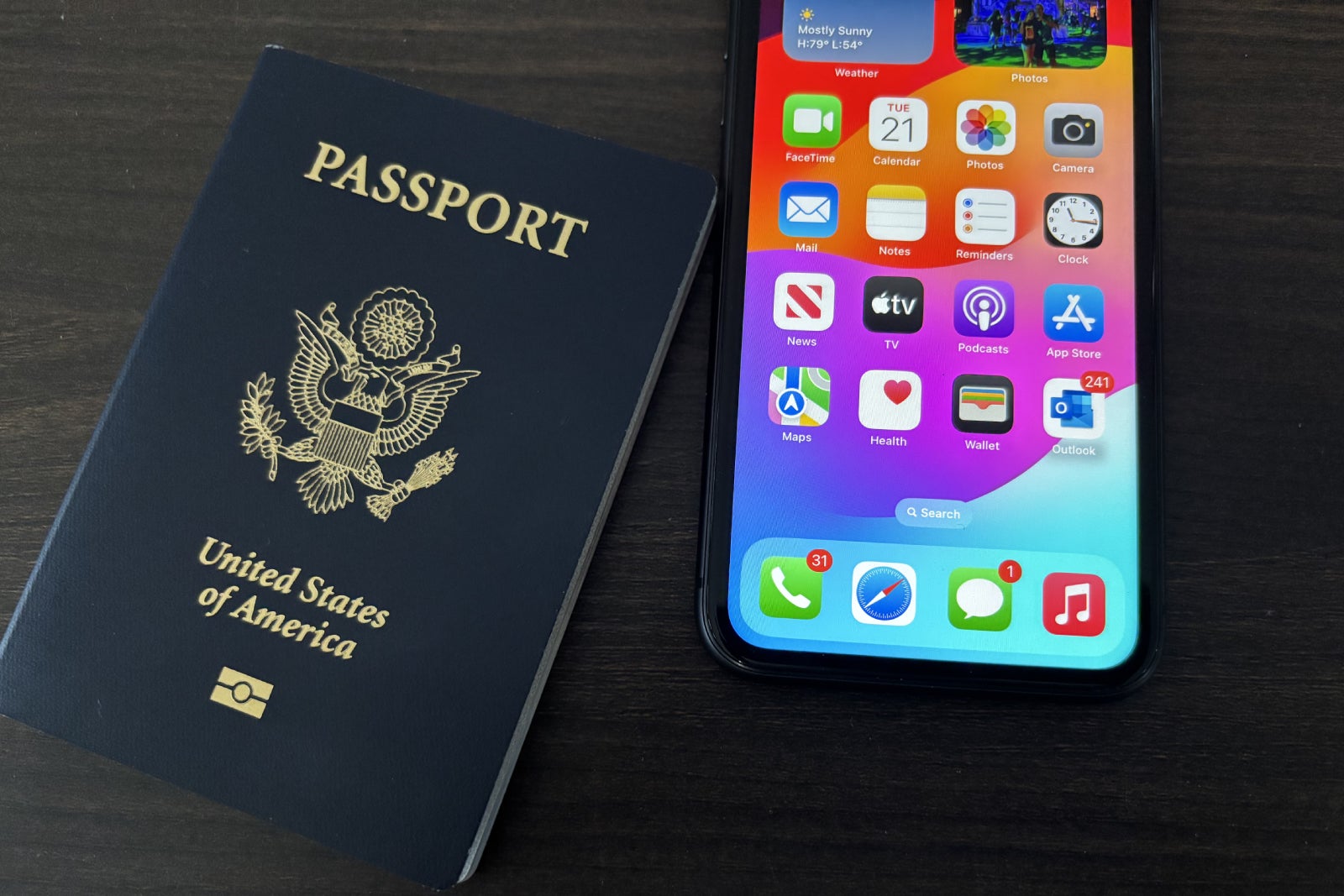 Apple wallet passport