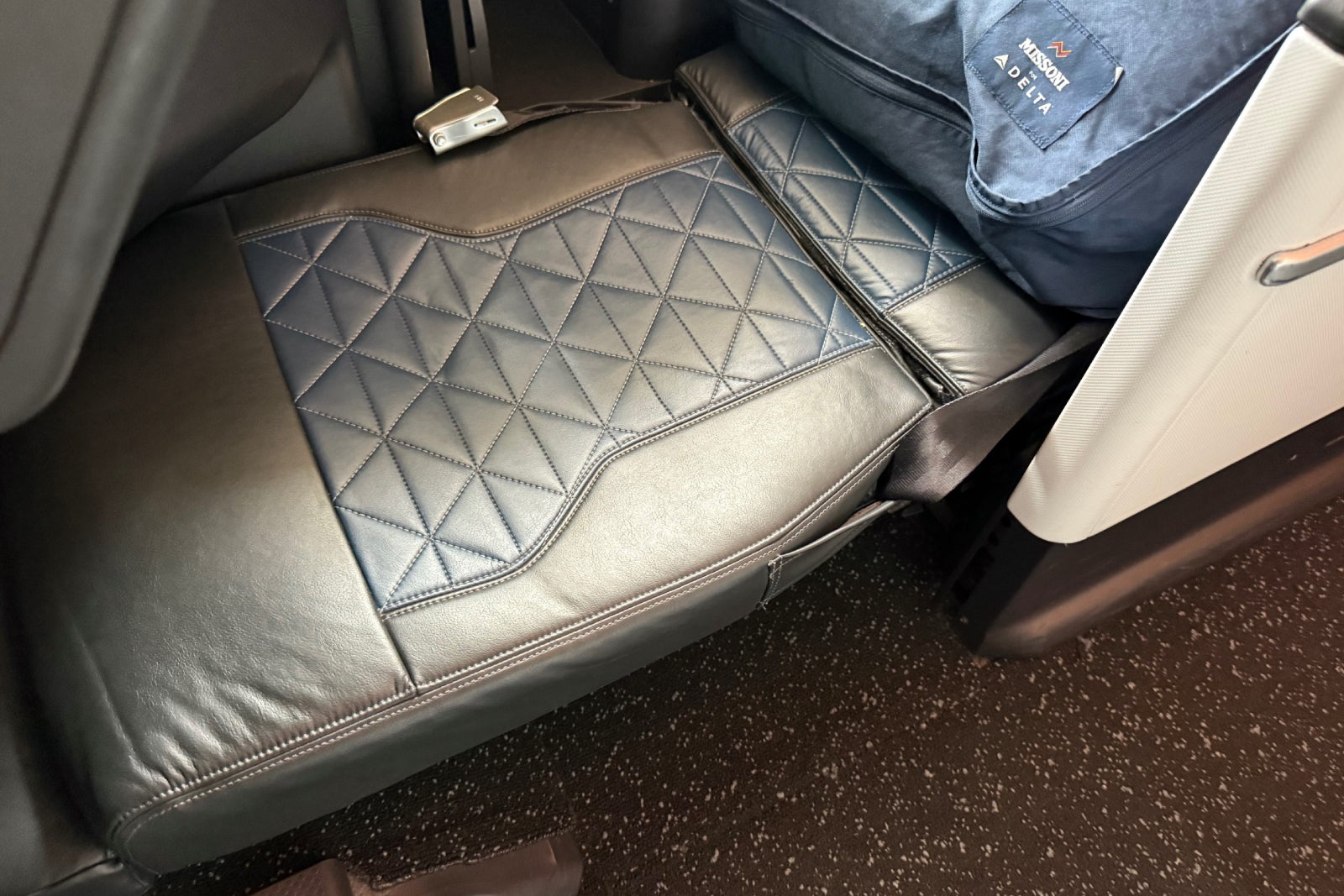 Delta One seat in lie-flat mode.