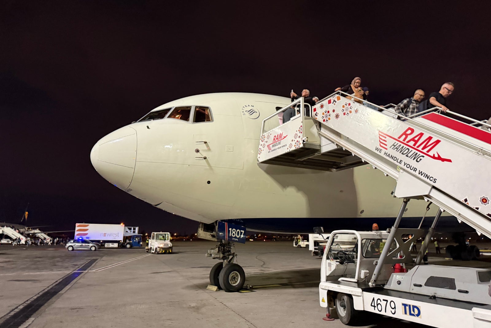 Delta jet at Marrakech Airport. CLINT HENDERSON_THE POINTS GUY