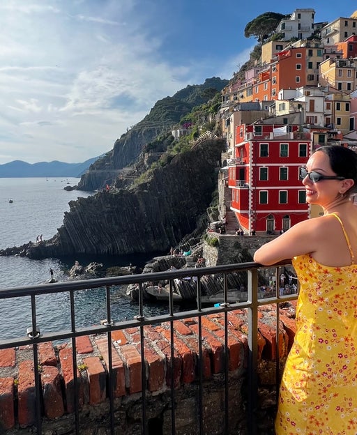 Gabrielle Bernardini traveling