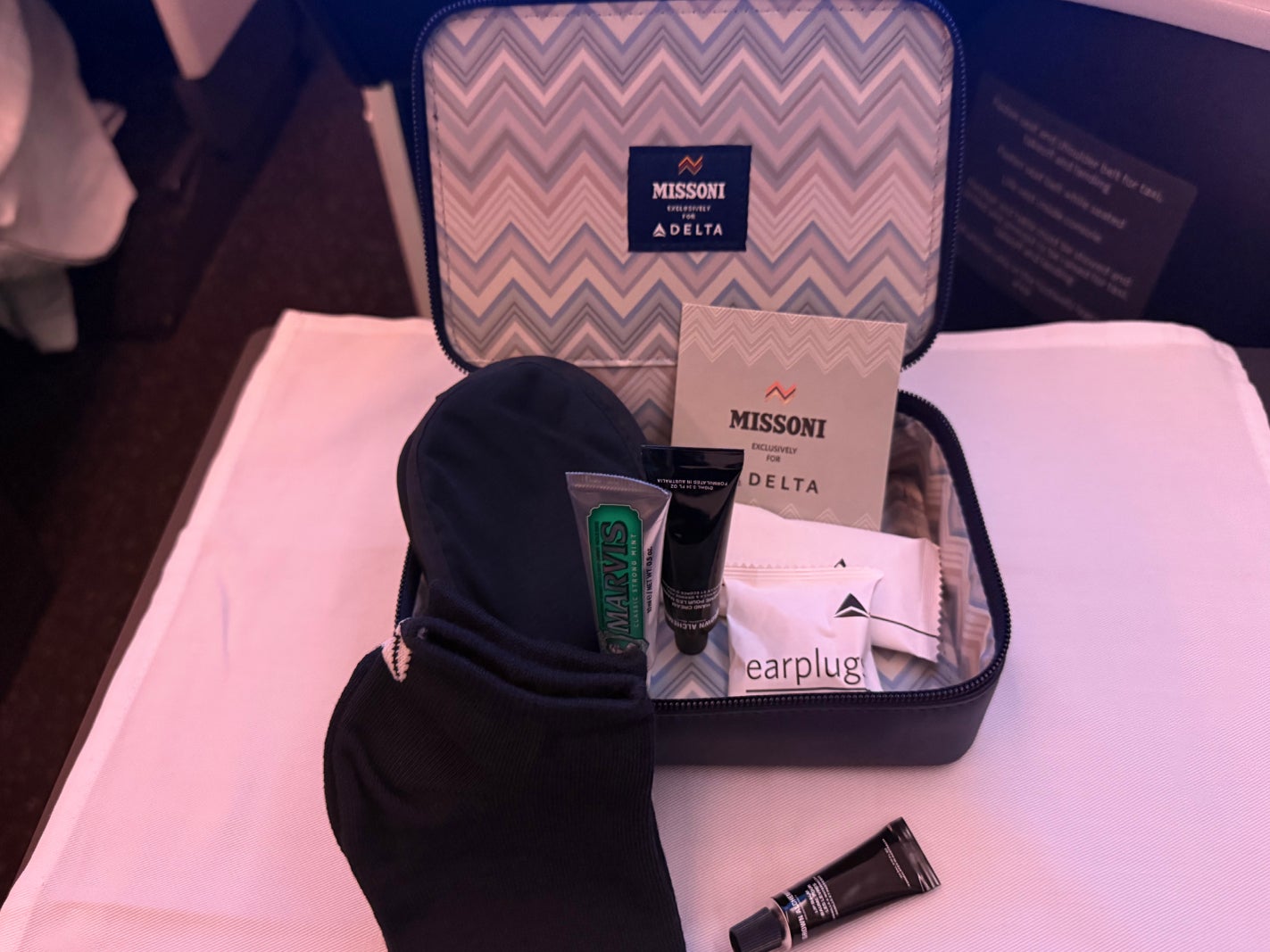 Missoni amenity kit. CLINT HENDERSON/THE POITNS GUY